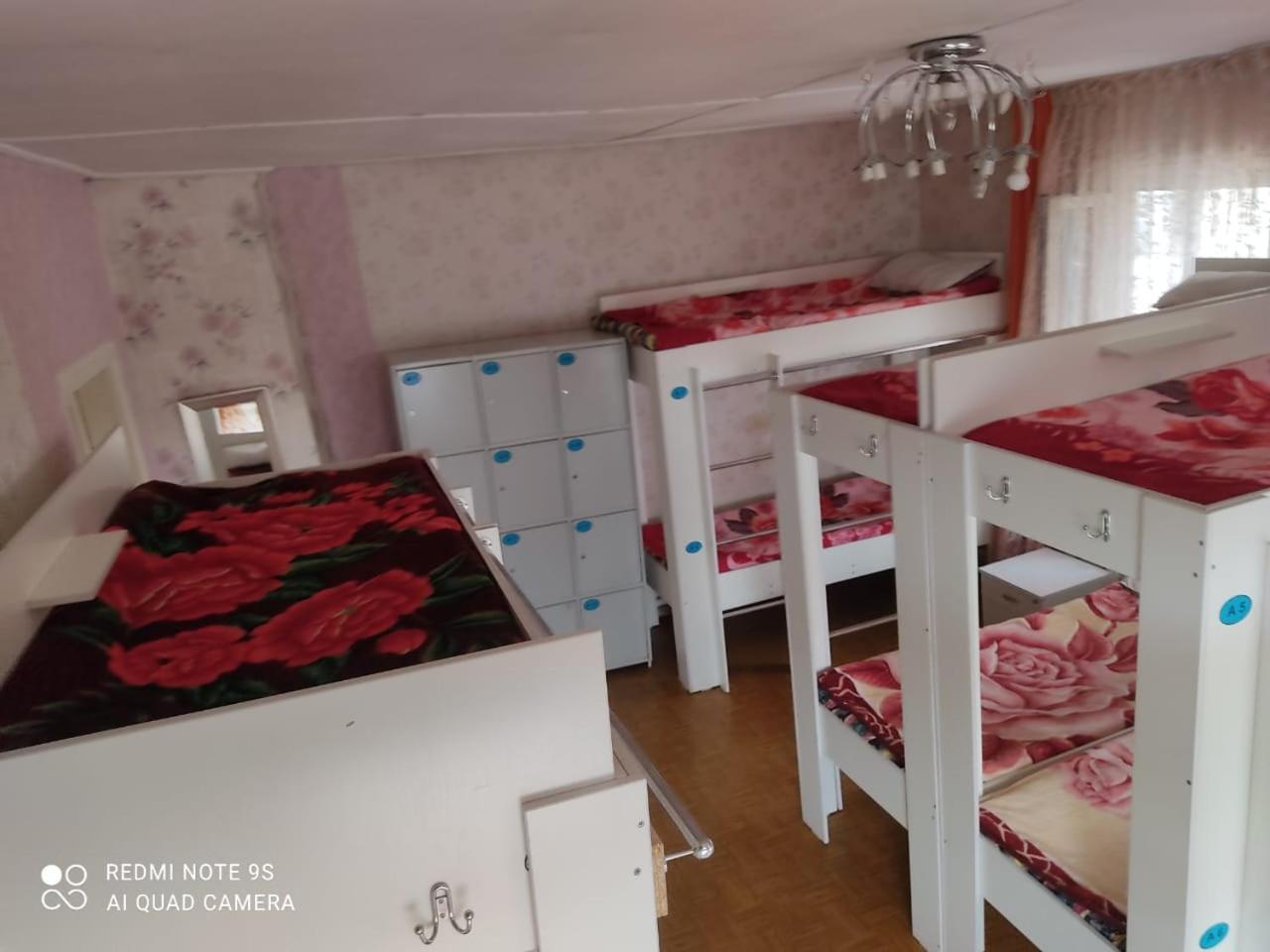 Hostel "Ormanova" アルマトイ エクステリア 写真