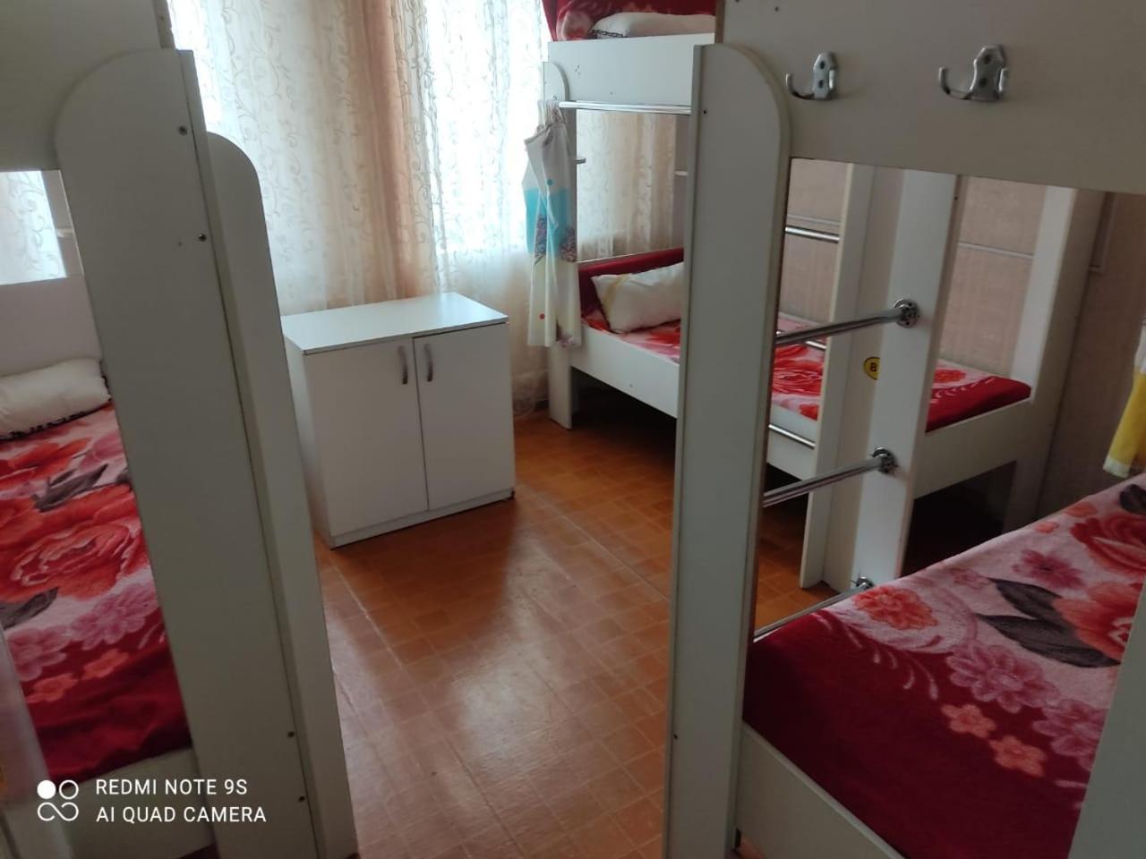 Hostel "Ormanova" アルマトイ エクステリア 写真
