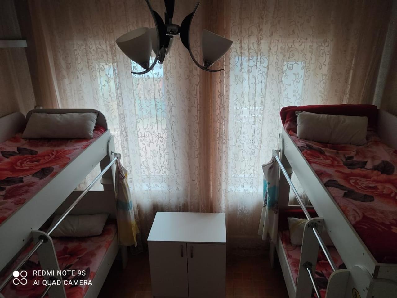 Hostel "Ormanova" アルマトイ エクステリア 写真
